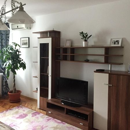 Apartamento Marcy Studio Bucarest Exterior foto