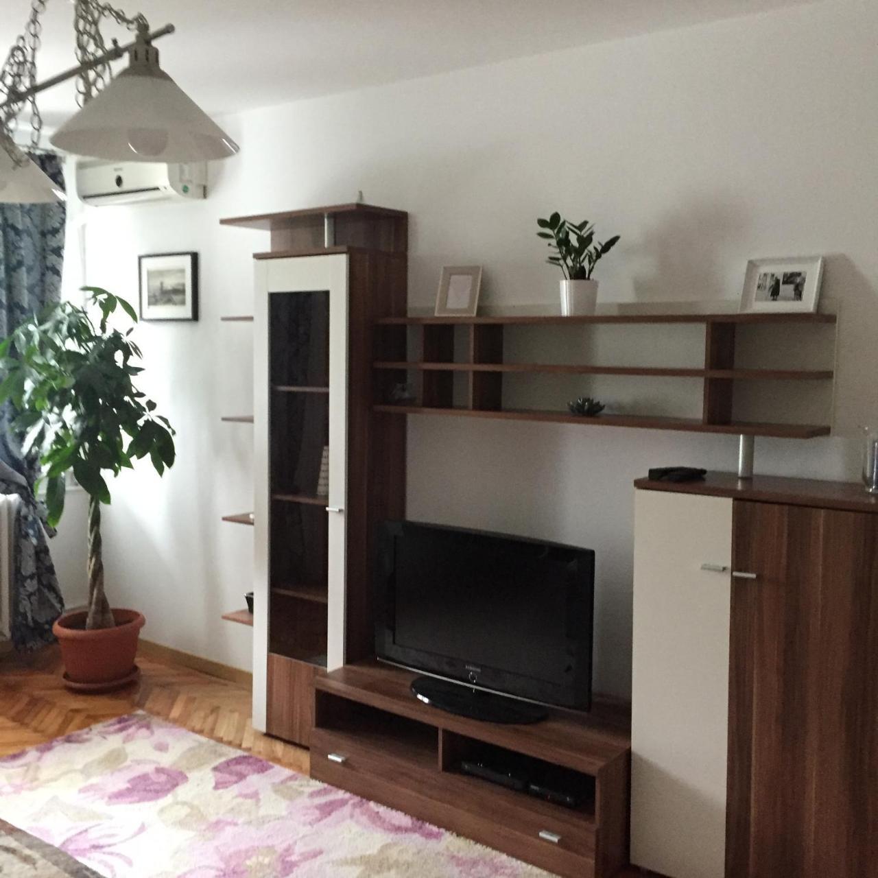 Apartamento Marcy Studio Bucarest Exterior foto